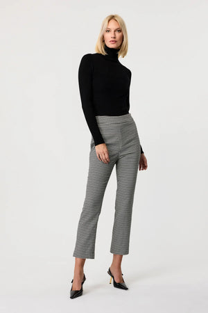 Toccin Claire Houndstooth Cigarette Pant